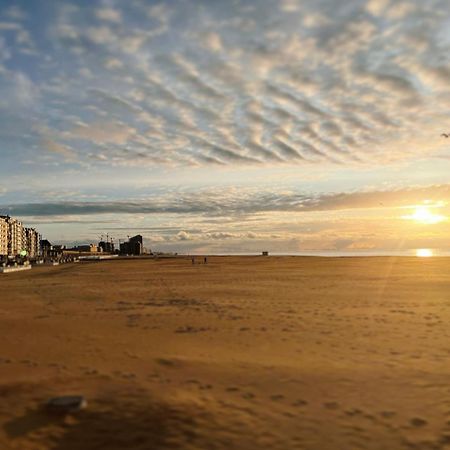 Studio Sea View - Royal Ascot Oostende Ngoại thất bức ảnh