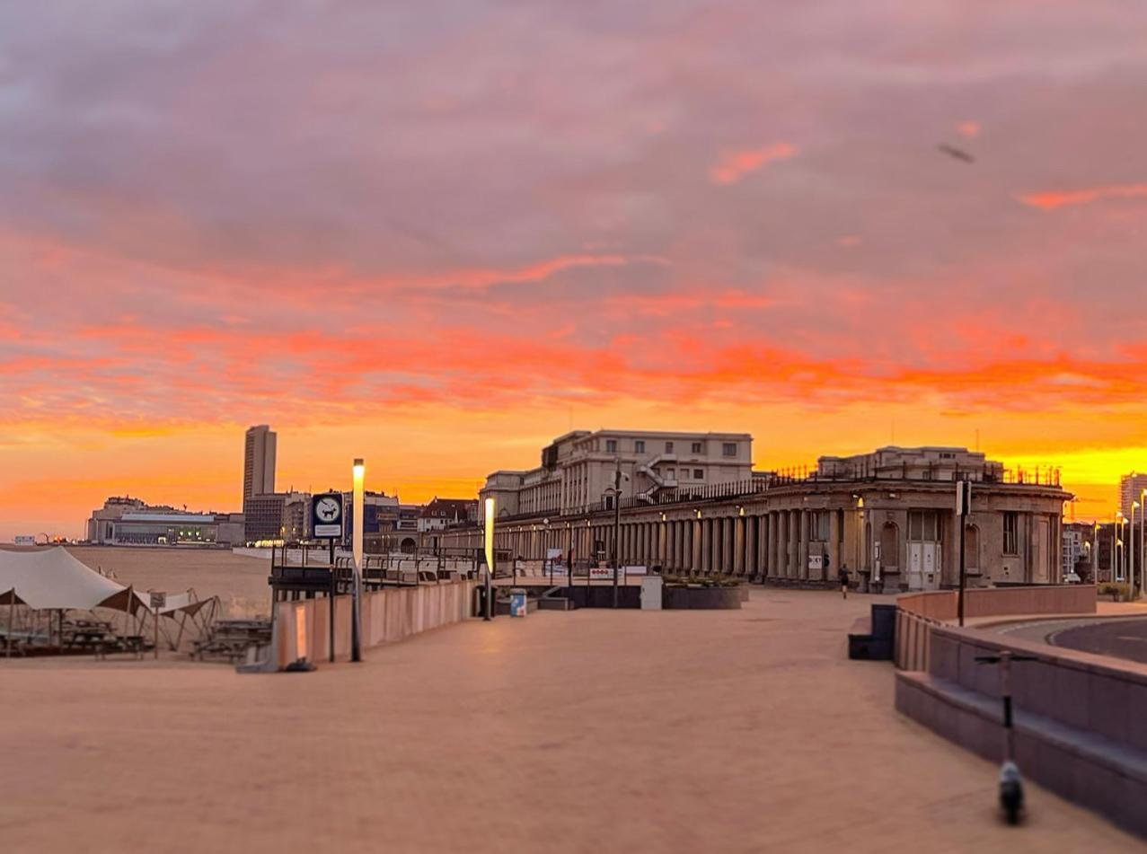 Studio Sea View - Royal Ascot Oostende Ngoại thất bức ảnh